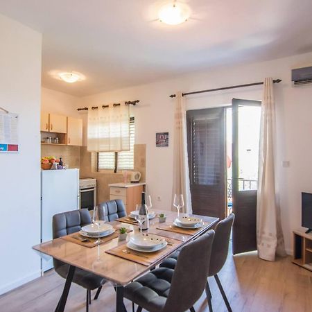 Apartments Kreso Биоград-на-Мору Экстерьер фото